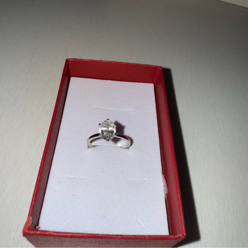 Elegant Silver Color Ring with Clear Stone
